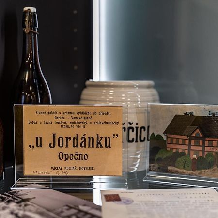 Hotel Jordanek Opočno Extérieur photo